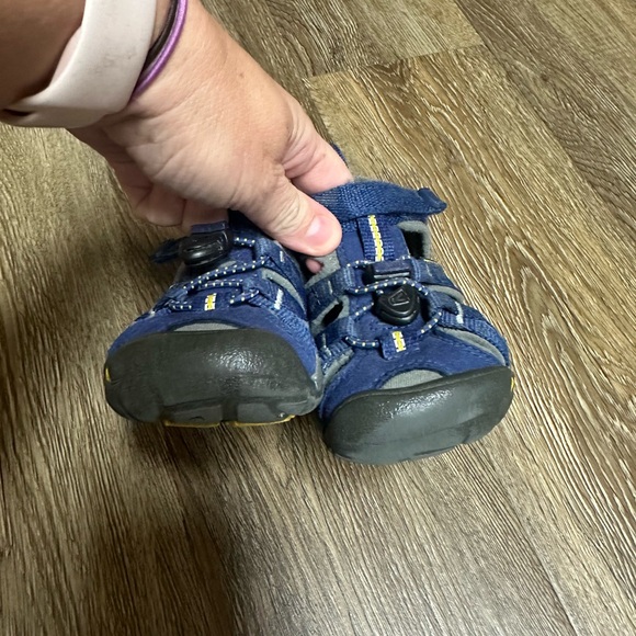 Keen Toddler 8 Navy Blue Sandals - Picture 10 of 10